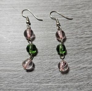 🦋 5 For $10 🦋 Handmade Pink and Green Beaded Earrings